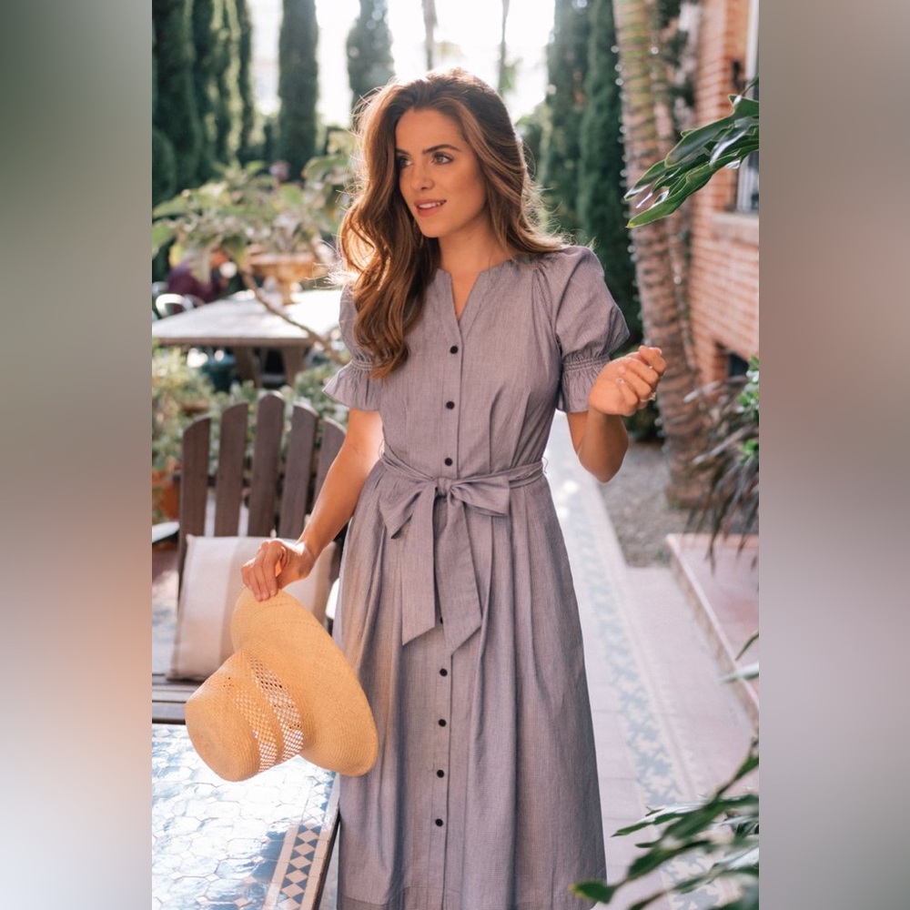 EUC Gal Meets Glam Daisy Dress - Size 4